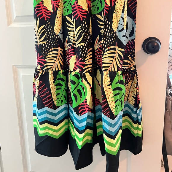 NWT Tropical Vacation Maxi Dress w/ pockets! - Picture 3 of 5